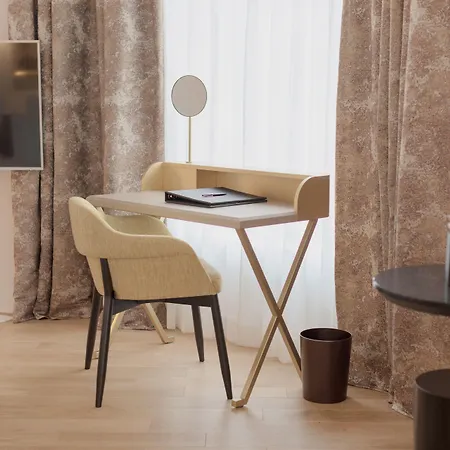 Hotel Xo 4*