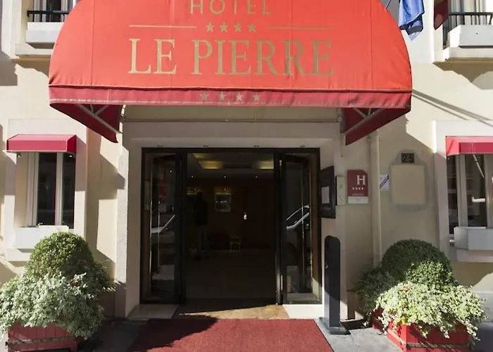 Le Pierre 4*